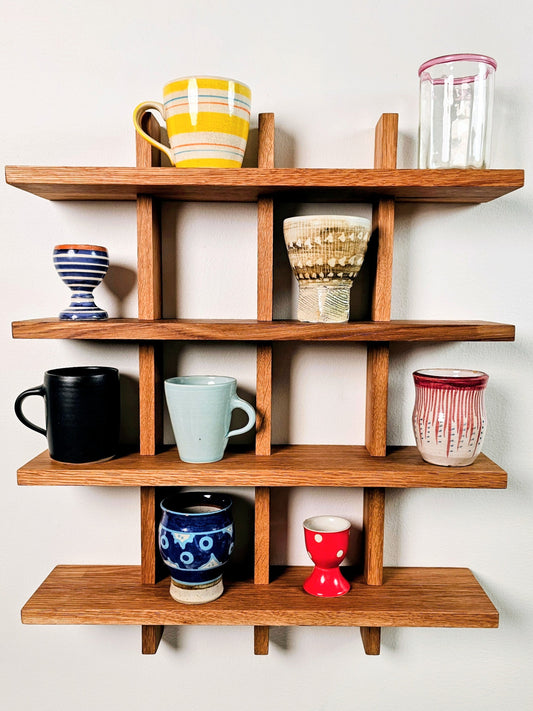 Hebe - the elegant solid oak mug rack with room for large mugs, handles, and small vases