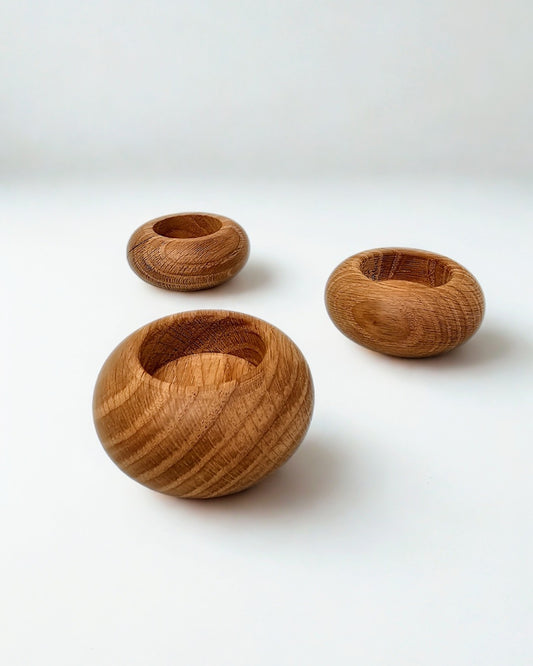 Eos - candlestick in recycled oak wood